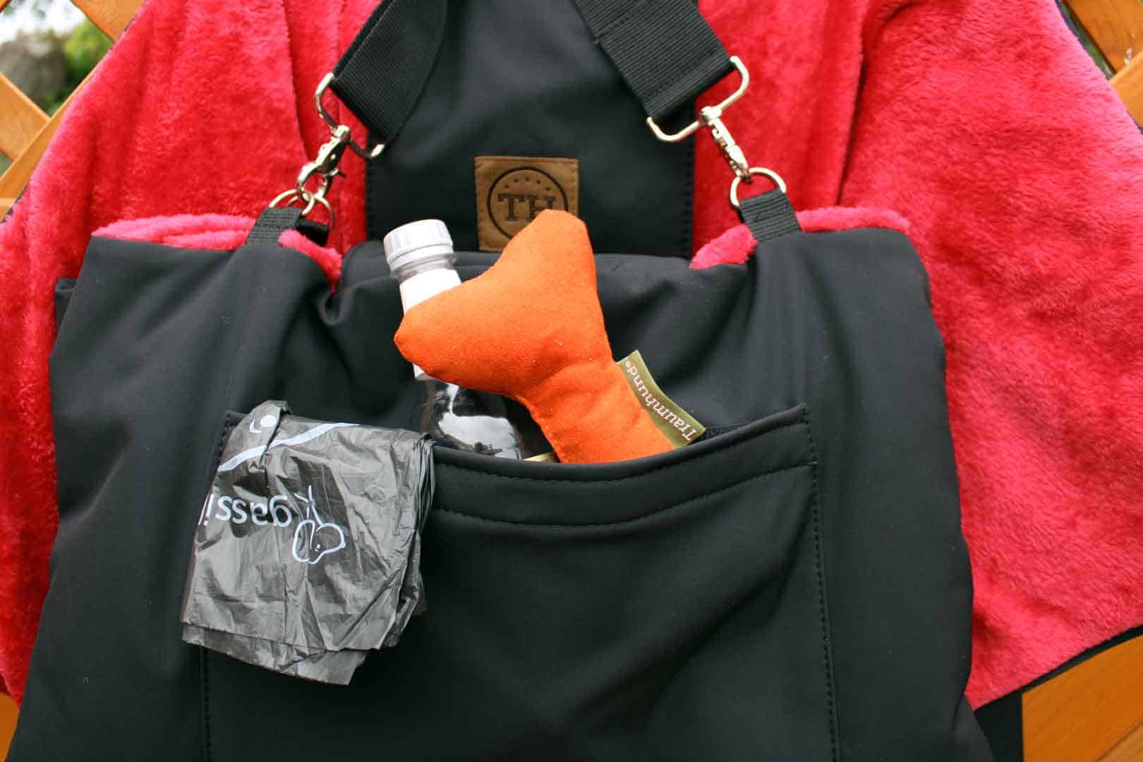 Traumhund® Picknick: Outdoordecke und Tasche Schwarz Rot Zusatztasche
